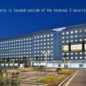 4* Hotell The Royal Park Haneda Airport Terminal 3